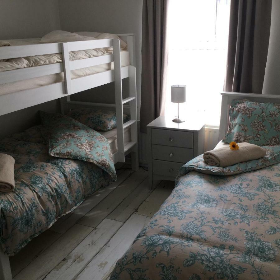 Beachside Apartment Bangor  Luaran gambar